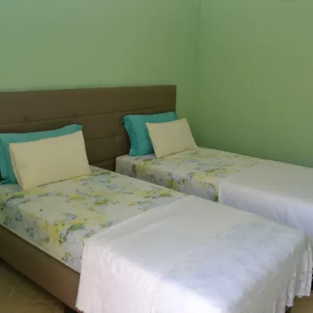 Vana Apartment Sarande
